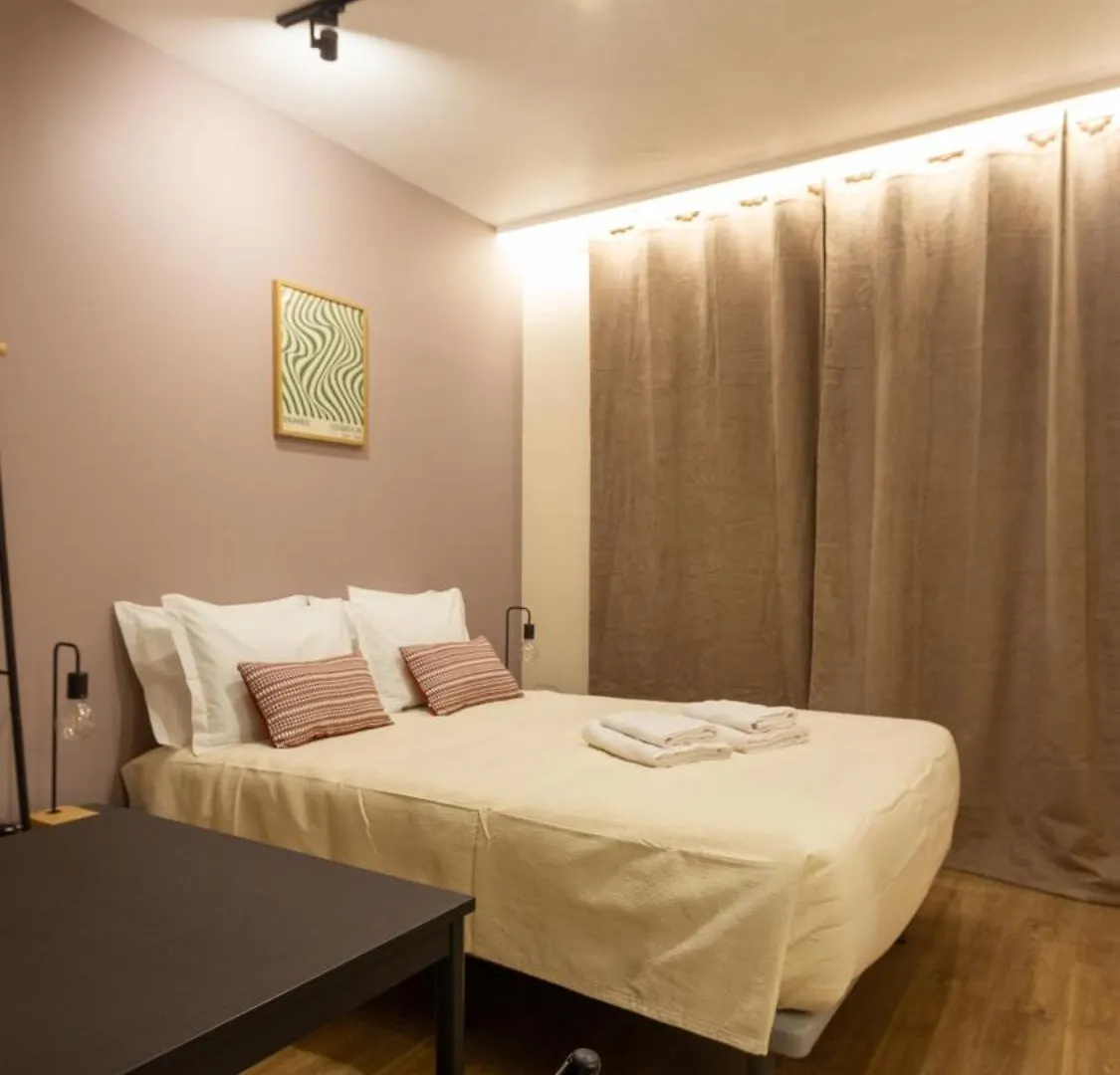 The Jolie - Porto Moniz Central Studios