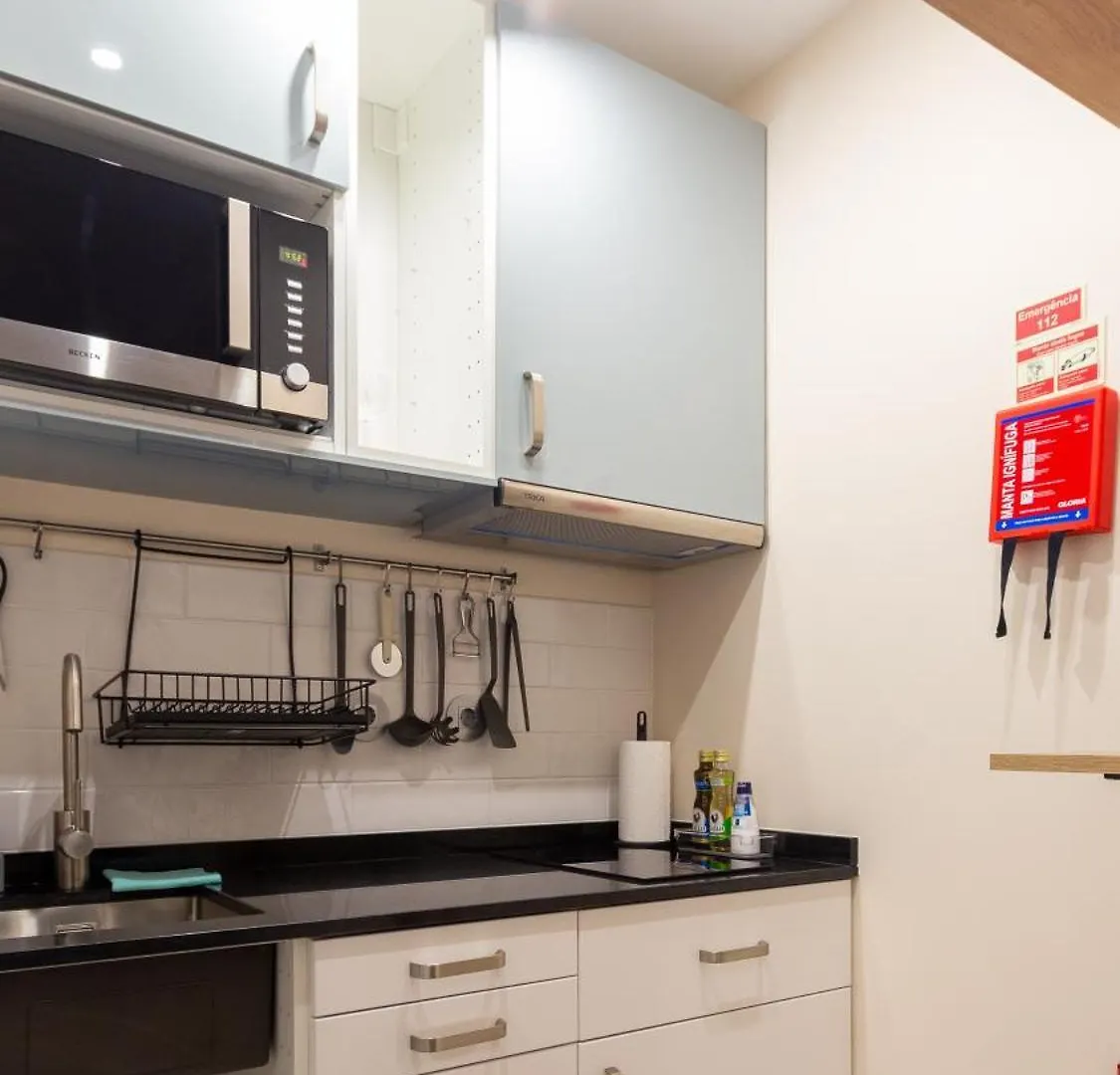 Apartment The Jolie - Porto Moniz Central Studios