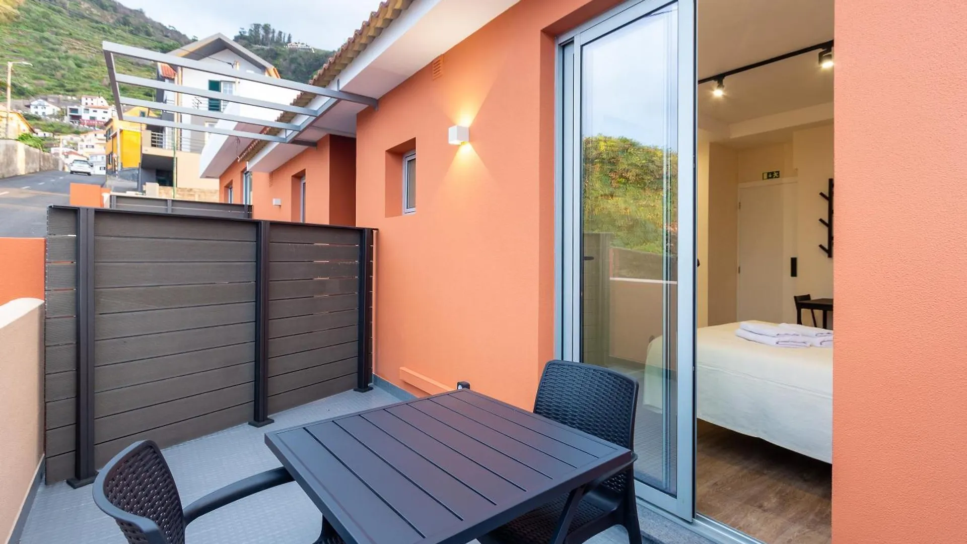 Apartment The Jolie - Porto Moniz Central Studios Portugal